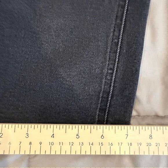 Tinseltown Stonewashed Black Jeans Distressed Relaxed Fit Tapered Leg Size 11 - Picture 11 of 12